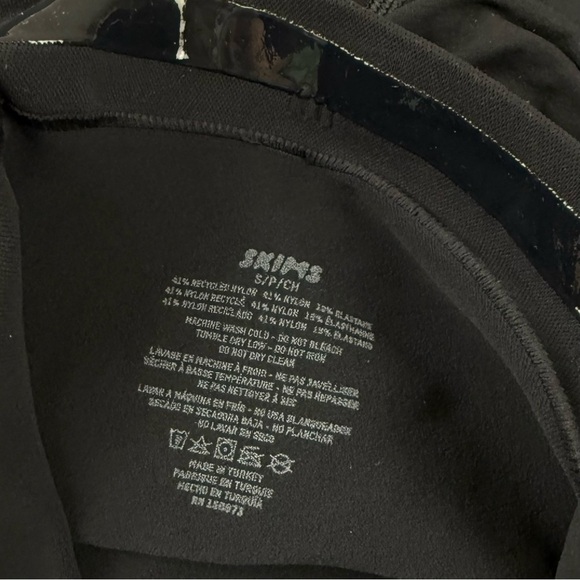 Skims Shapewear Shorts Womens Small Black High Waist Seamless Sculpting - Picture 3 of 5